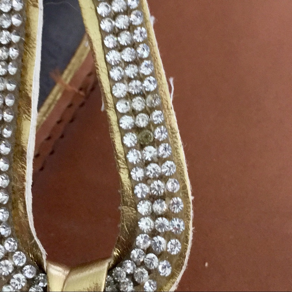 Sandals - Picture 2 of 4